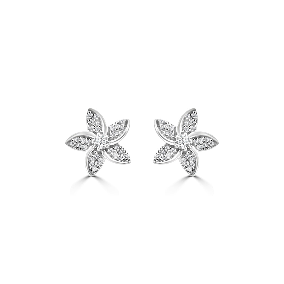 0.25 Ctw Diam Flower shape Earring