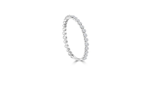 0.50 Ctw Full Diamond Band in Shared Prong Setting