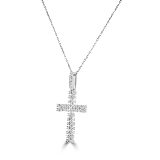 0.25 Ctw Cross Diamond Pendant with Chain