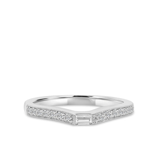 0.25 Ctw Curved Centered Baguette with Milgrain Diamond Band
